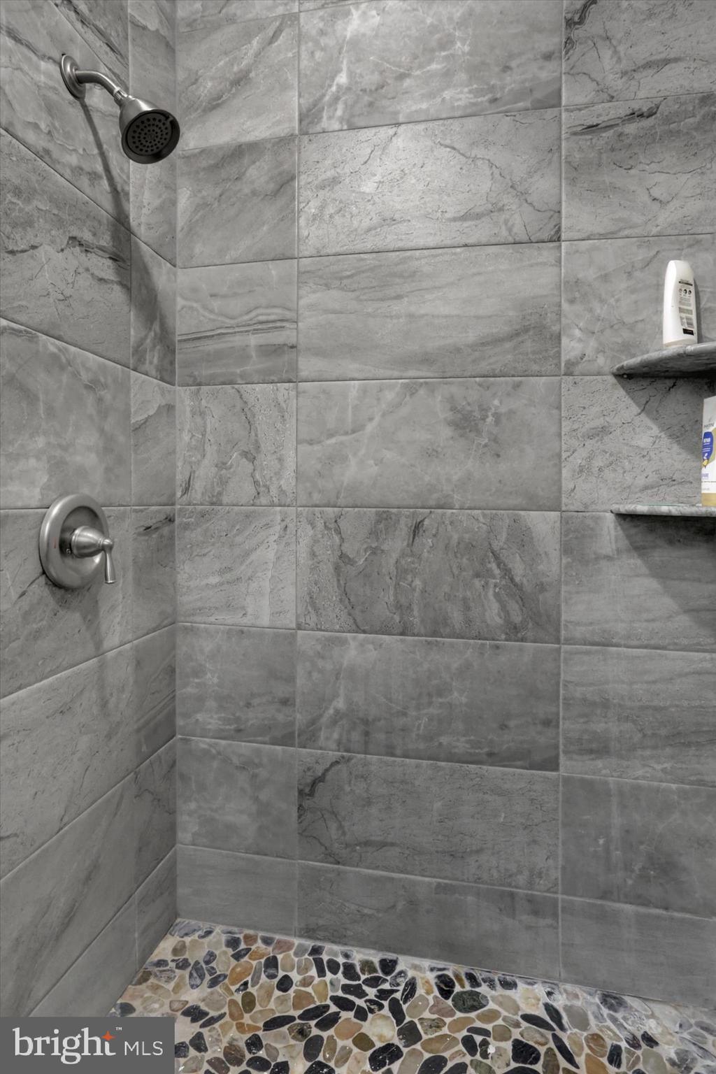 ALLISON HILL - Commercial Sale