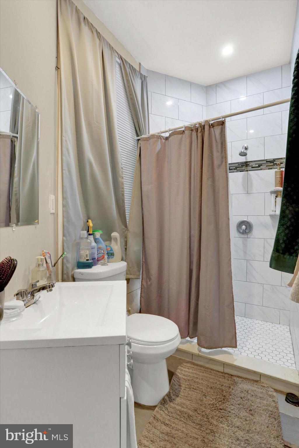 ALLISON HILL - Commercial Sale