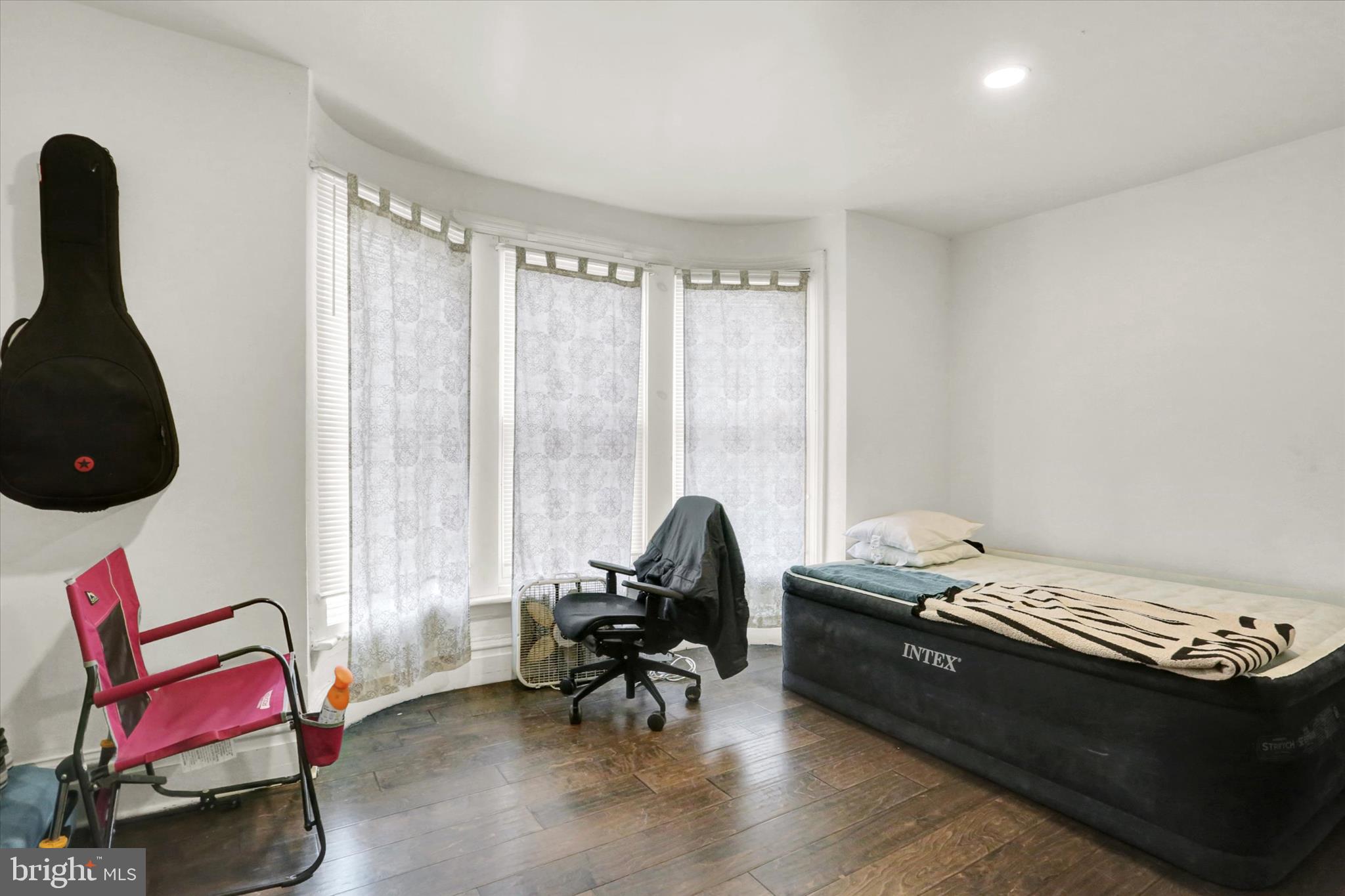 ALLISON HILL - Commercial Sale