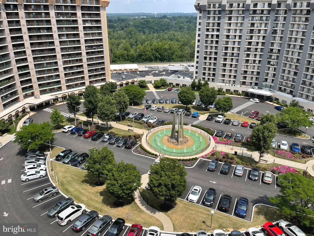 VALLEY FORGE TOWER - Residential