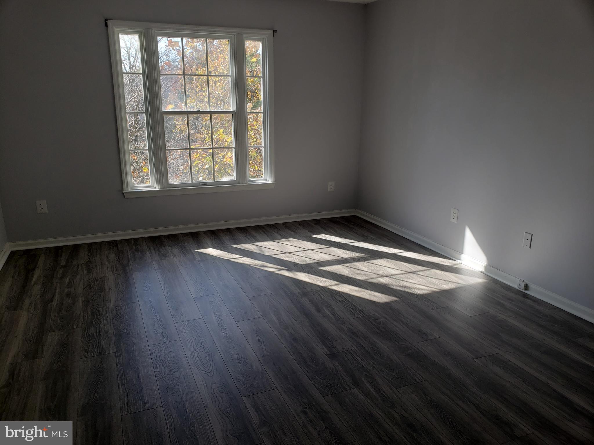 SENECA KNOLLS CODM - Residential Lease