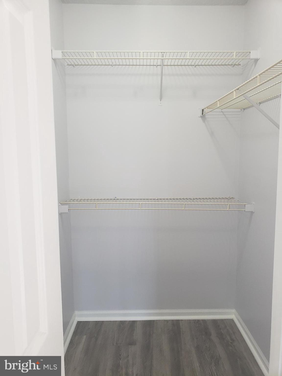 SENECA KNOLLS CODM - Residential Lease