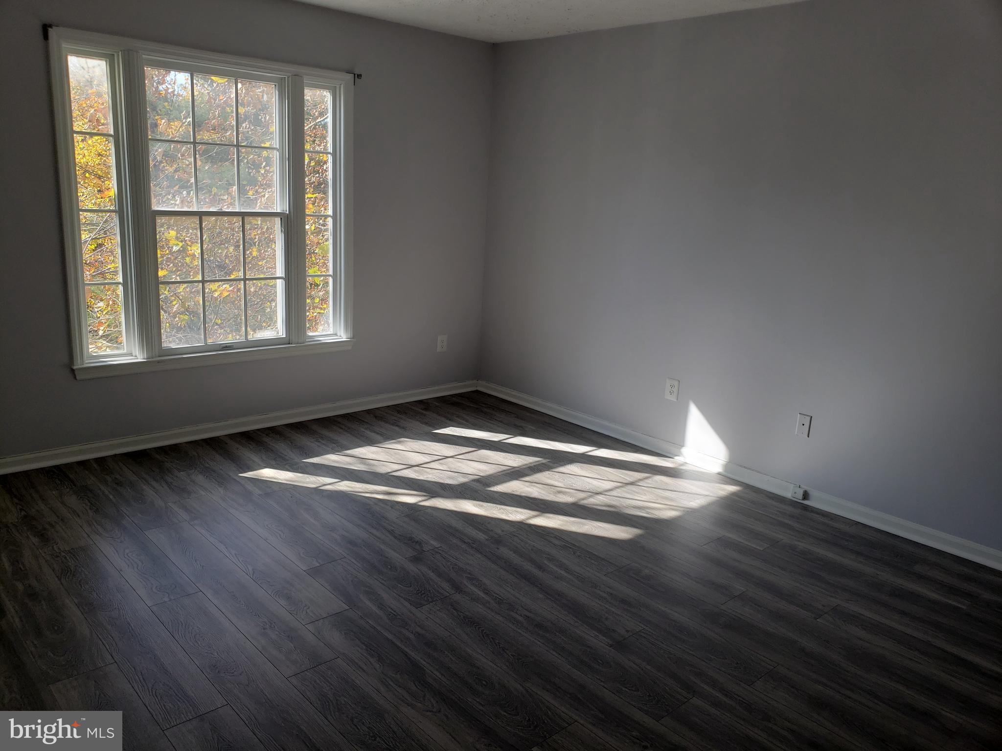 SENECA KNOLLS CODM - Residential Lease