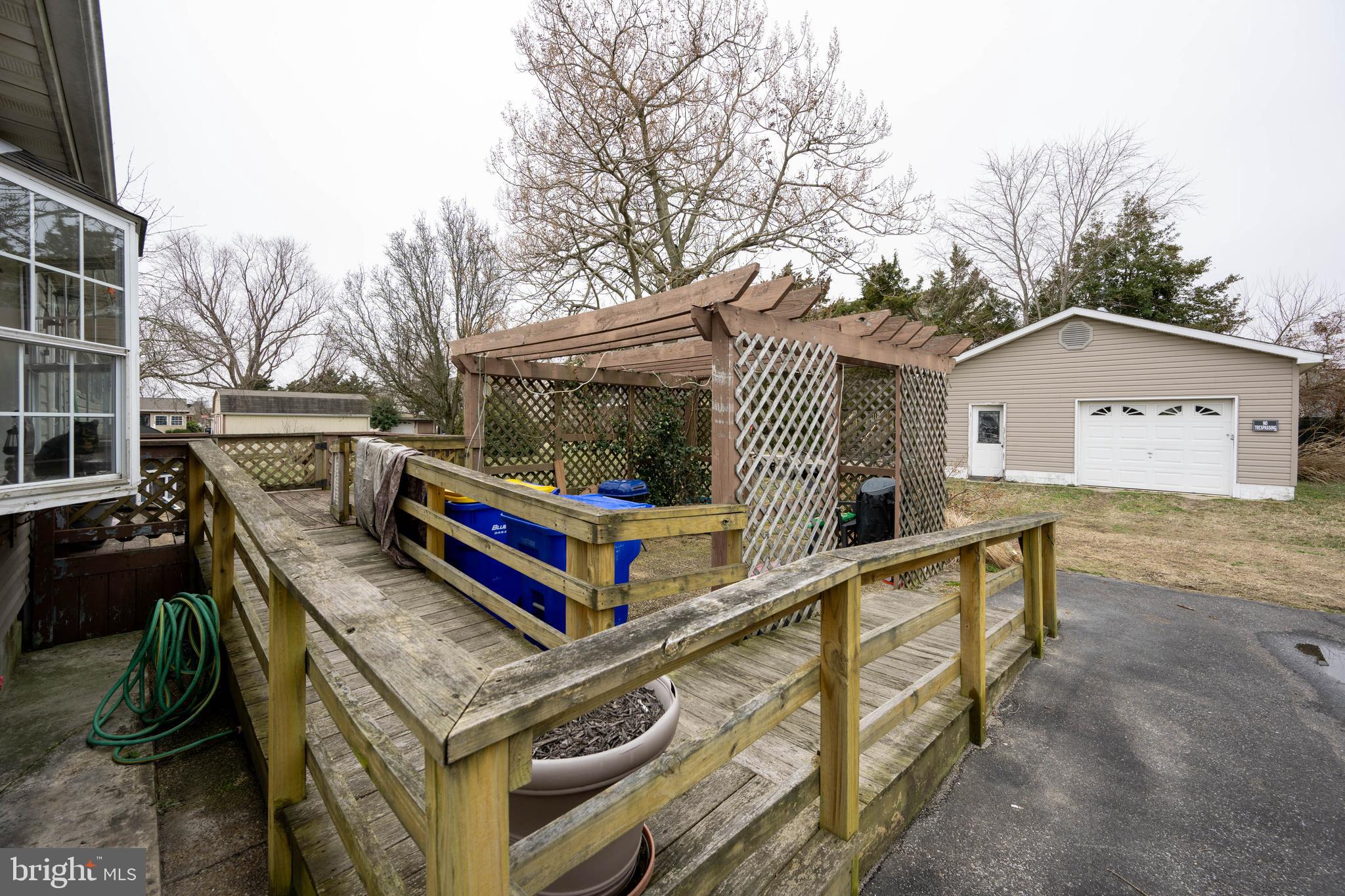 RIVER BREEZE - Residential