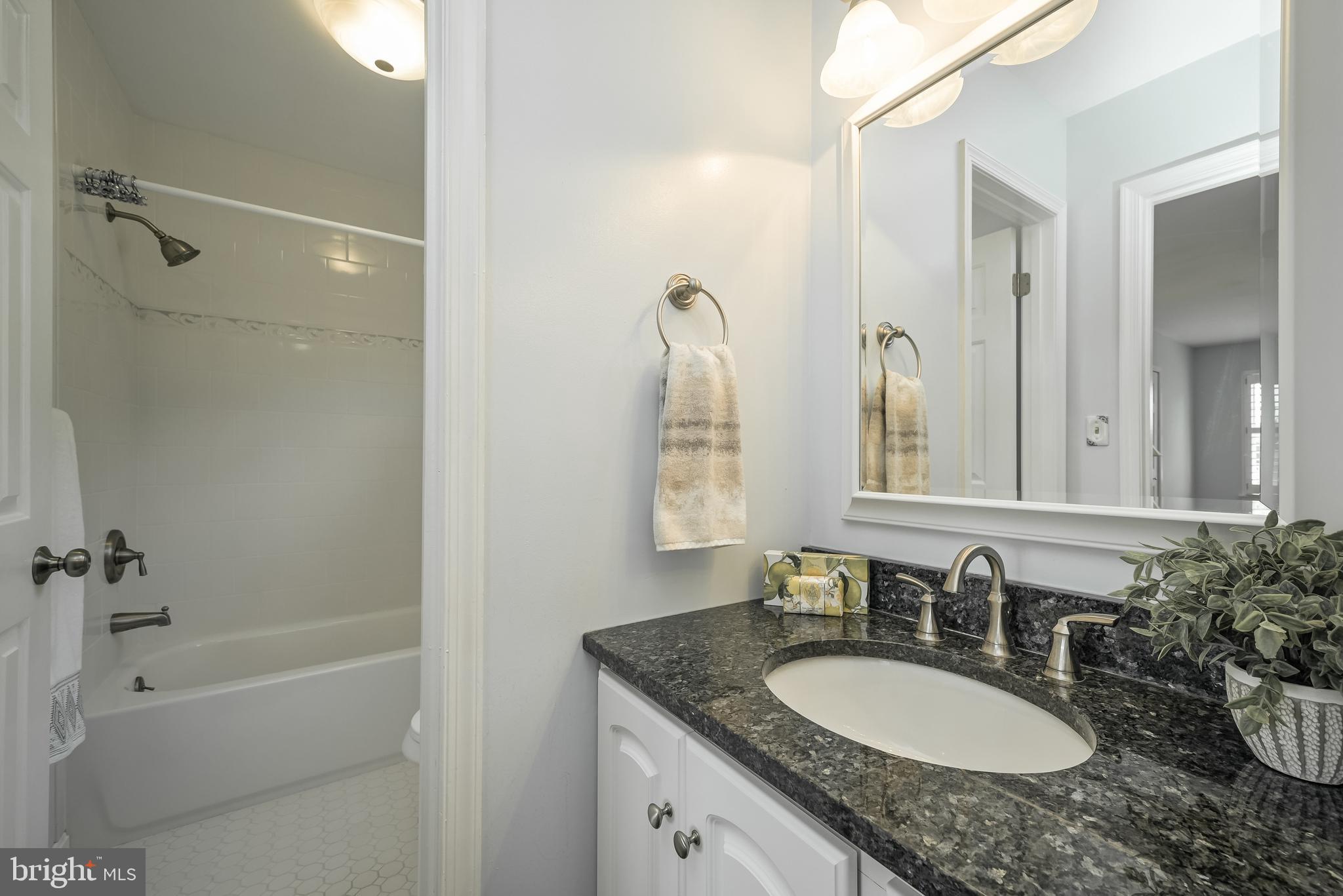 BRANTLY - Residential