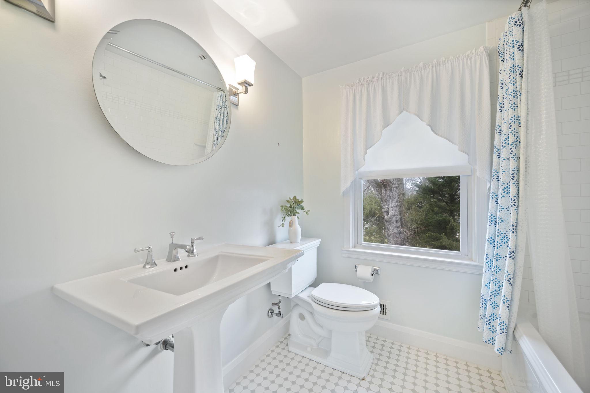 BRIDLEWOOD - Residential