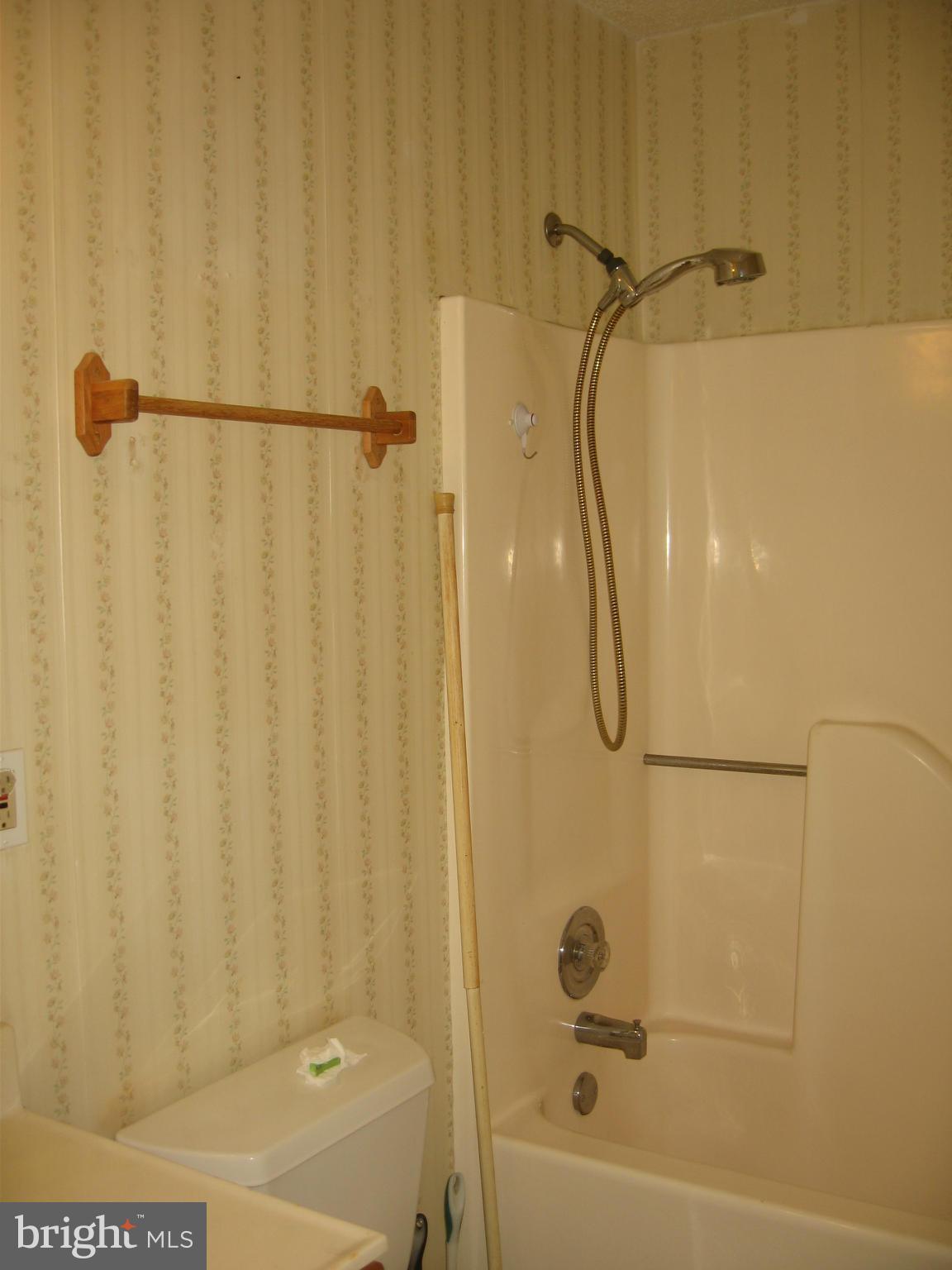 WILLOW BROOK - Residential Lease