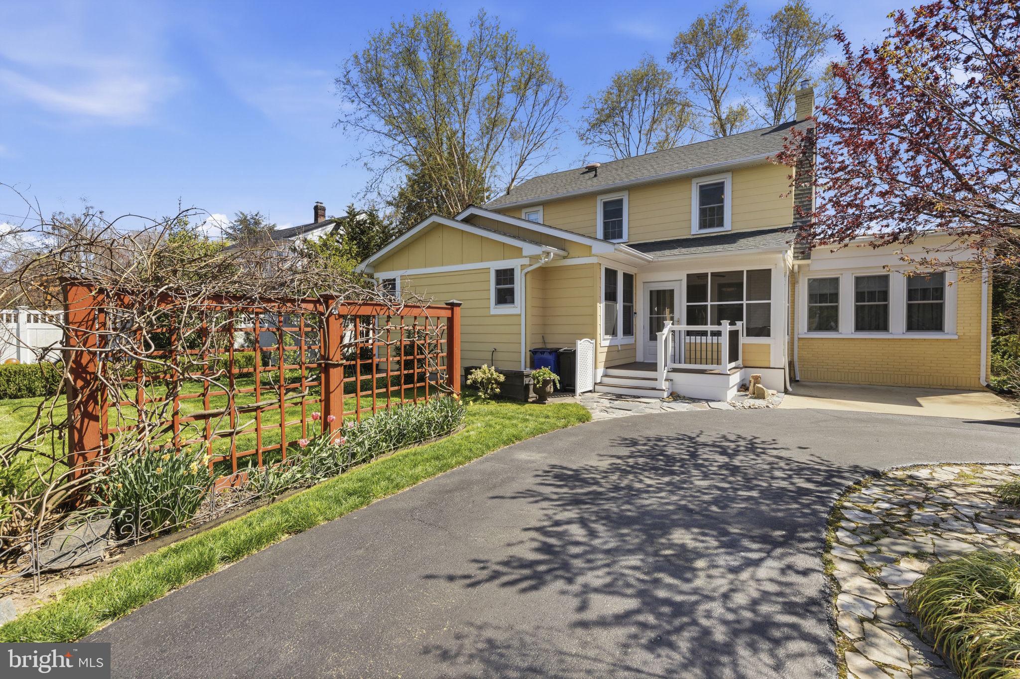 BLOOMSBURY PARK - Residential