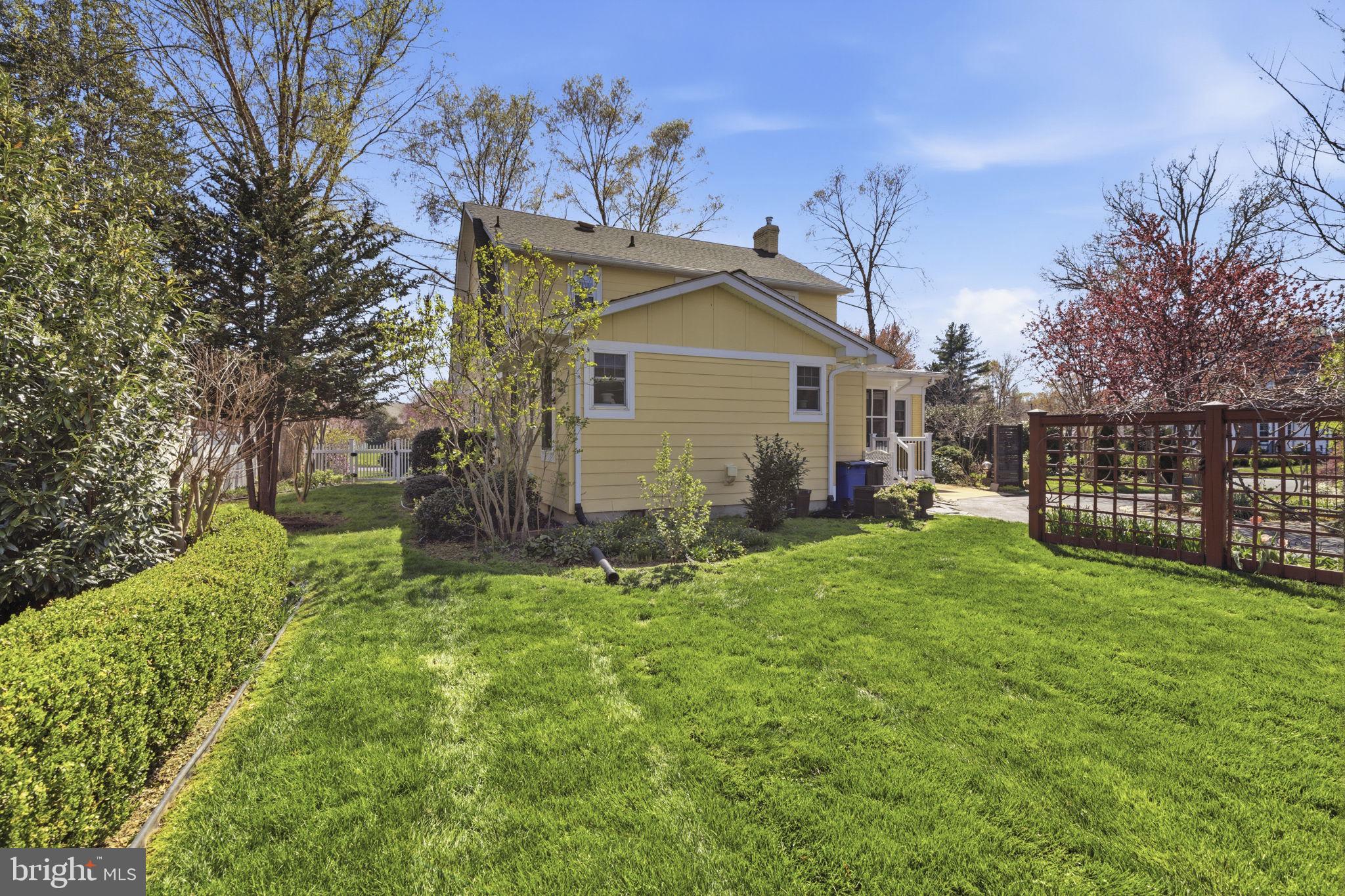 BLOOMSBURY PARK - Residential