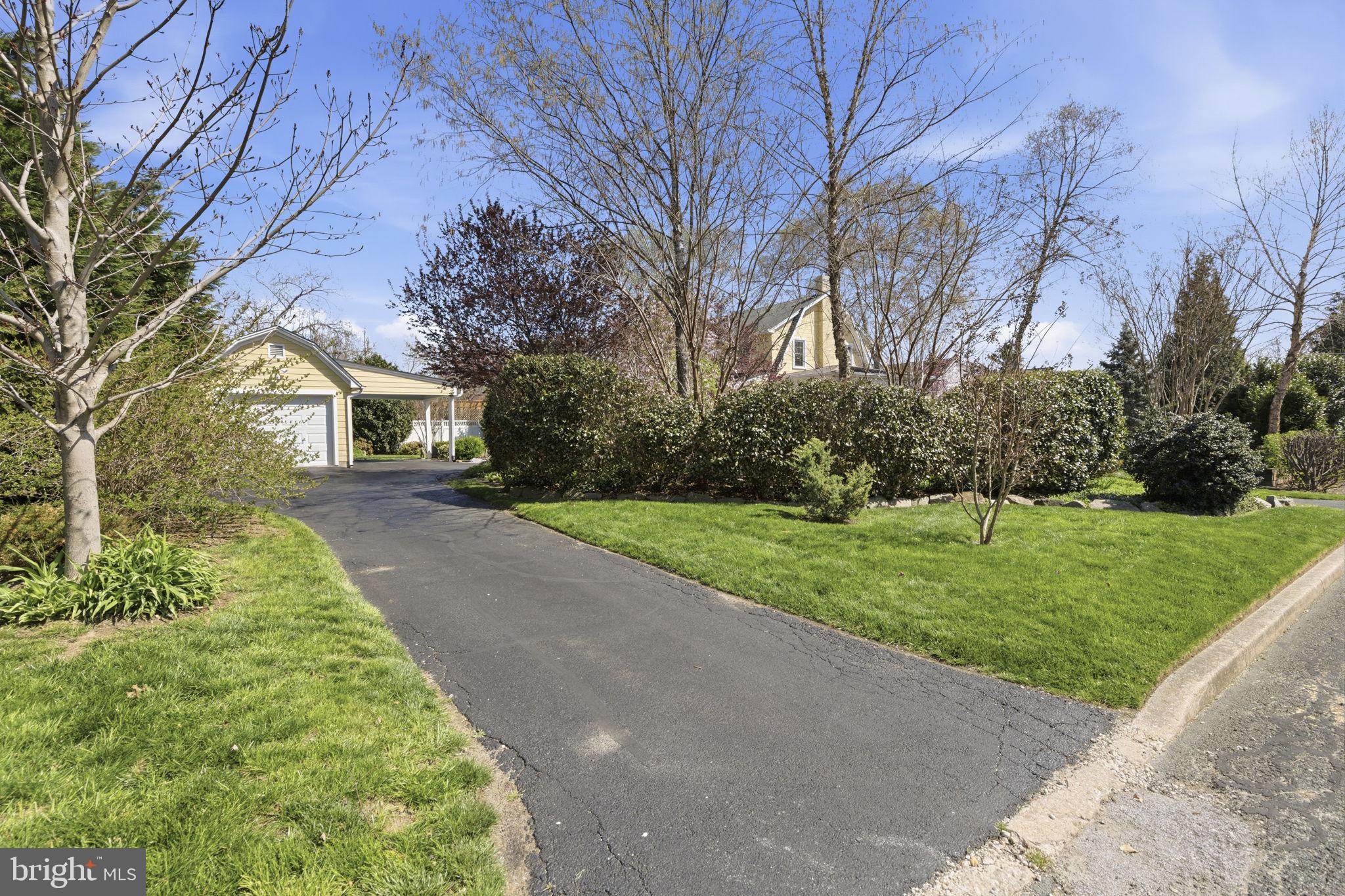 BLOOMSBURY PARK - Residential