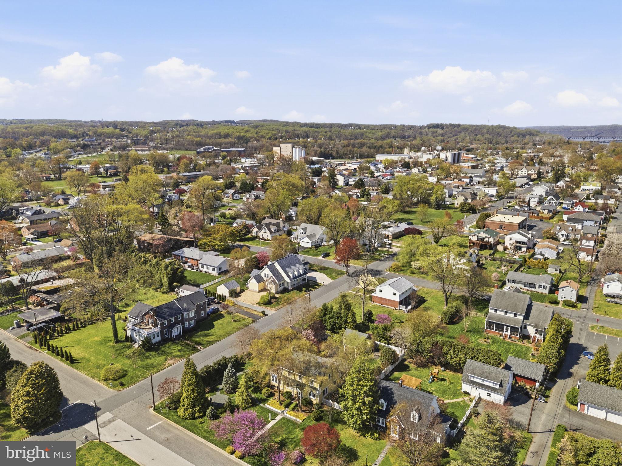 BLOOMSBURY PARK - Residential