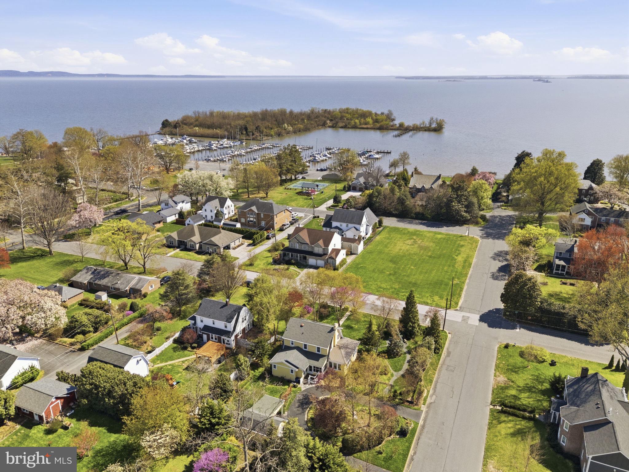 BLOOMSBURY PARK - Residential