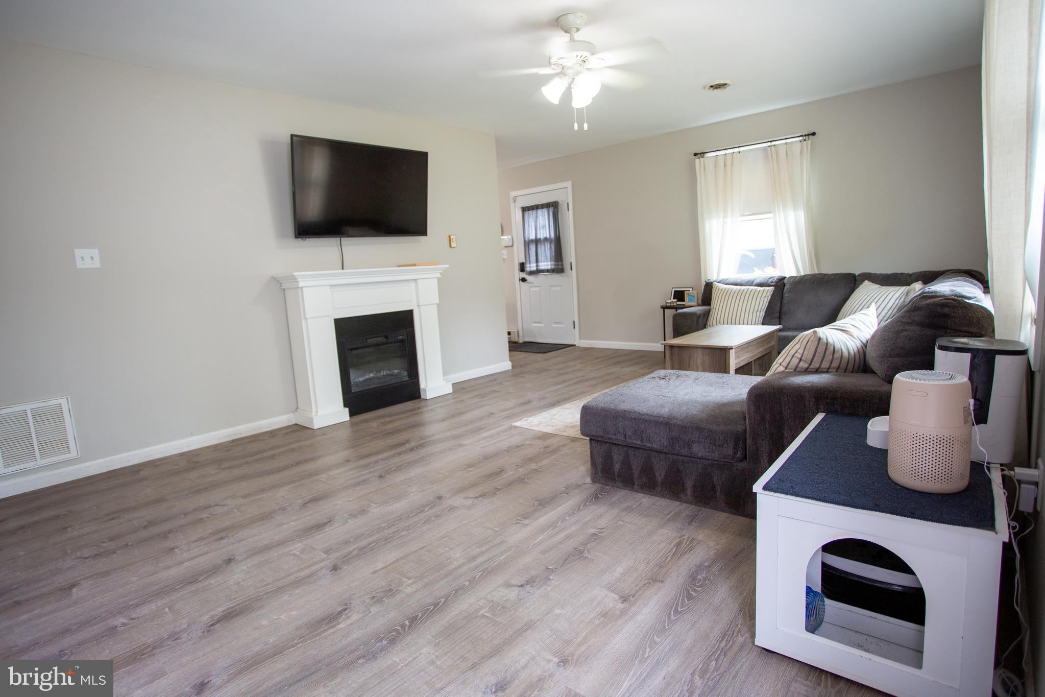 5649 SHADY SIDE ROAD