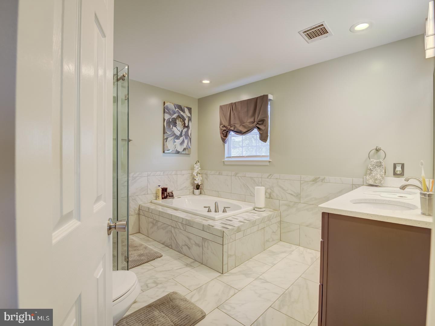 MITCHELLVILLE EAST - Residential