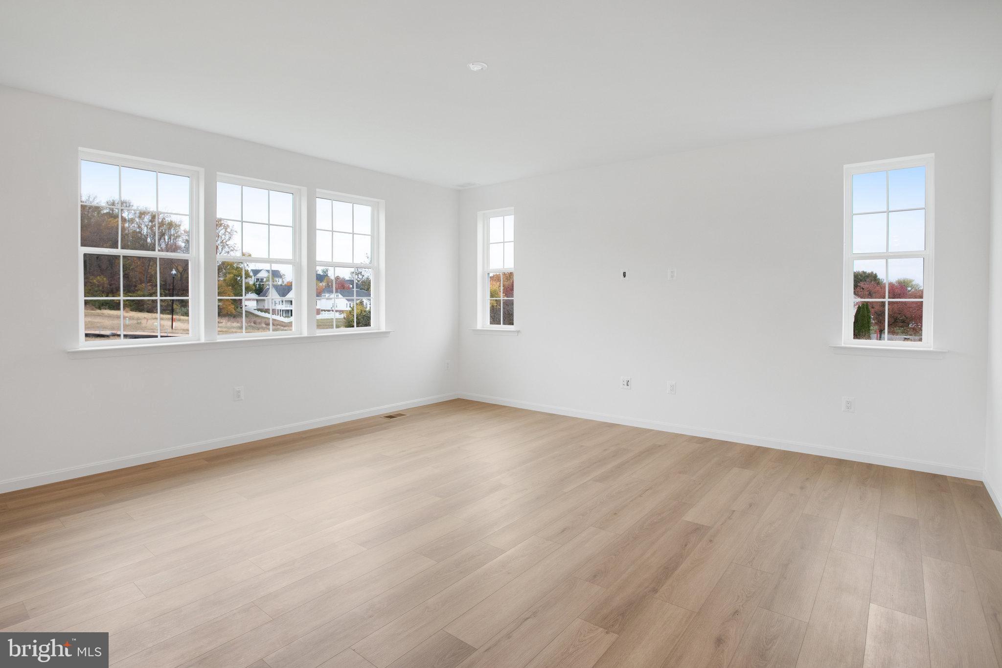 THE GREENS - Residential