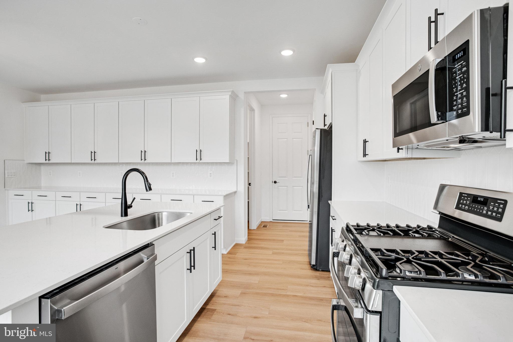 THE GREENS - Residential