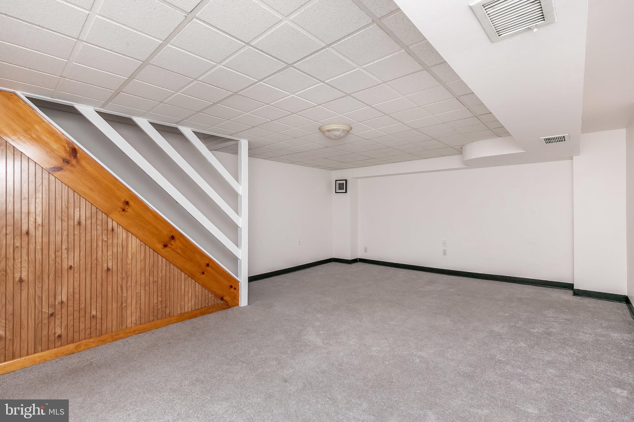 MIDDLESEX - Residential Lease