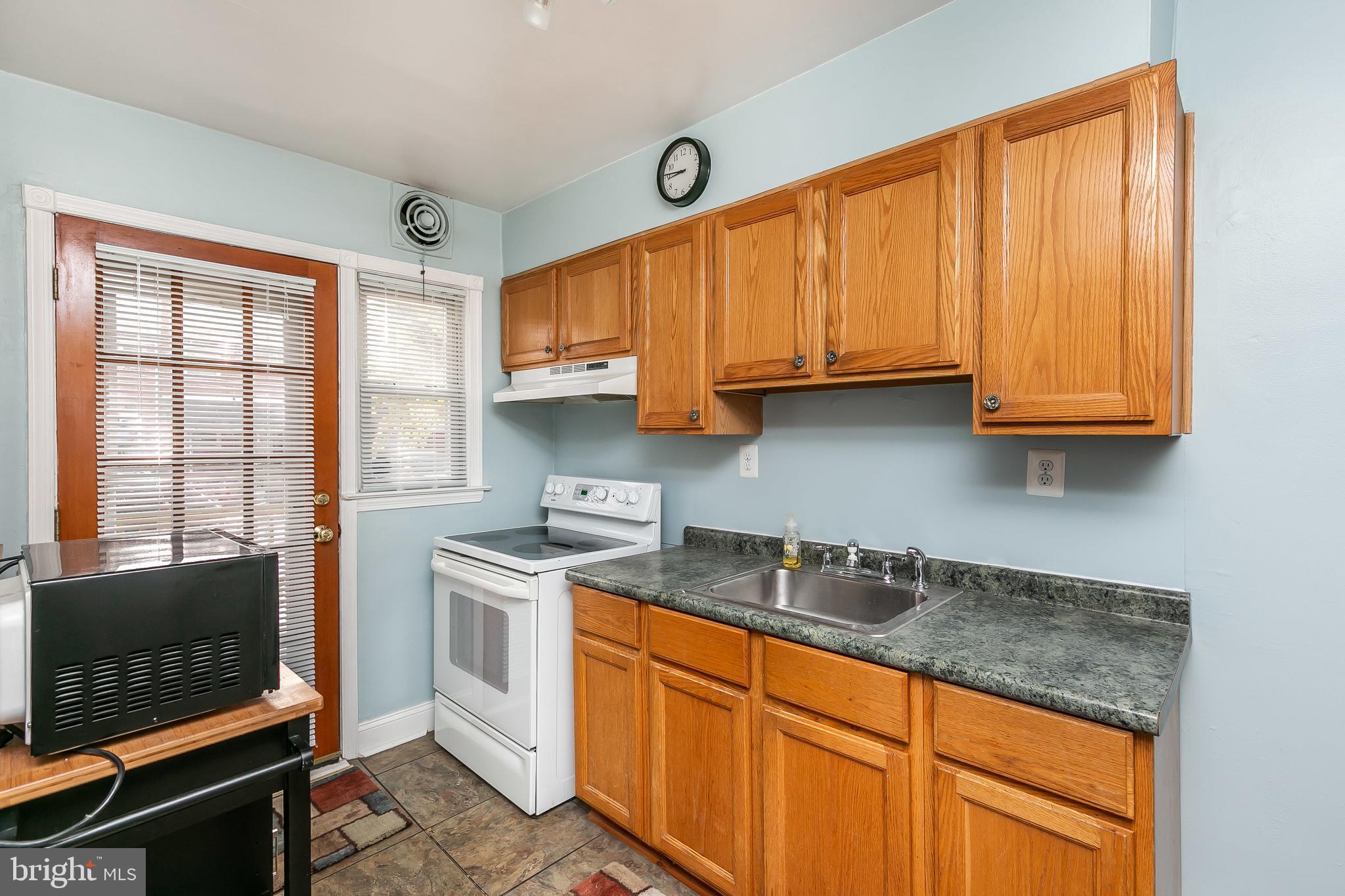 MIDDLESEX - Residential Lease