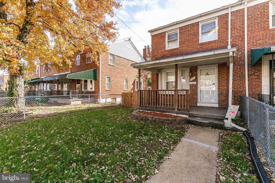 Exceptionally nice end unit property with covered front porch and rear deck on a fully fenced large lot.  This property is truly turn key with new laminate wood flooring in the LR/DR, open kitchen to DR, newly renovated bathroom and generously sized bedrooms with newly refinished hardwood floors.  The master has a custom closet for extra storage.  There is a spacious recreation room plus a laundry/utility/storage room with walk-out steps to the basement.  Central A/C and gas heat will keep you comfortable with efficiency.   Available immediately.  No groups, pets case by case only with additional deposit and rent.