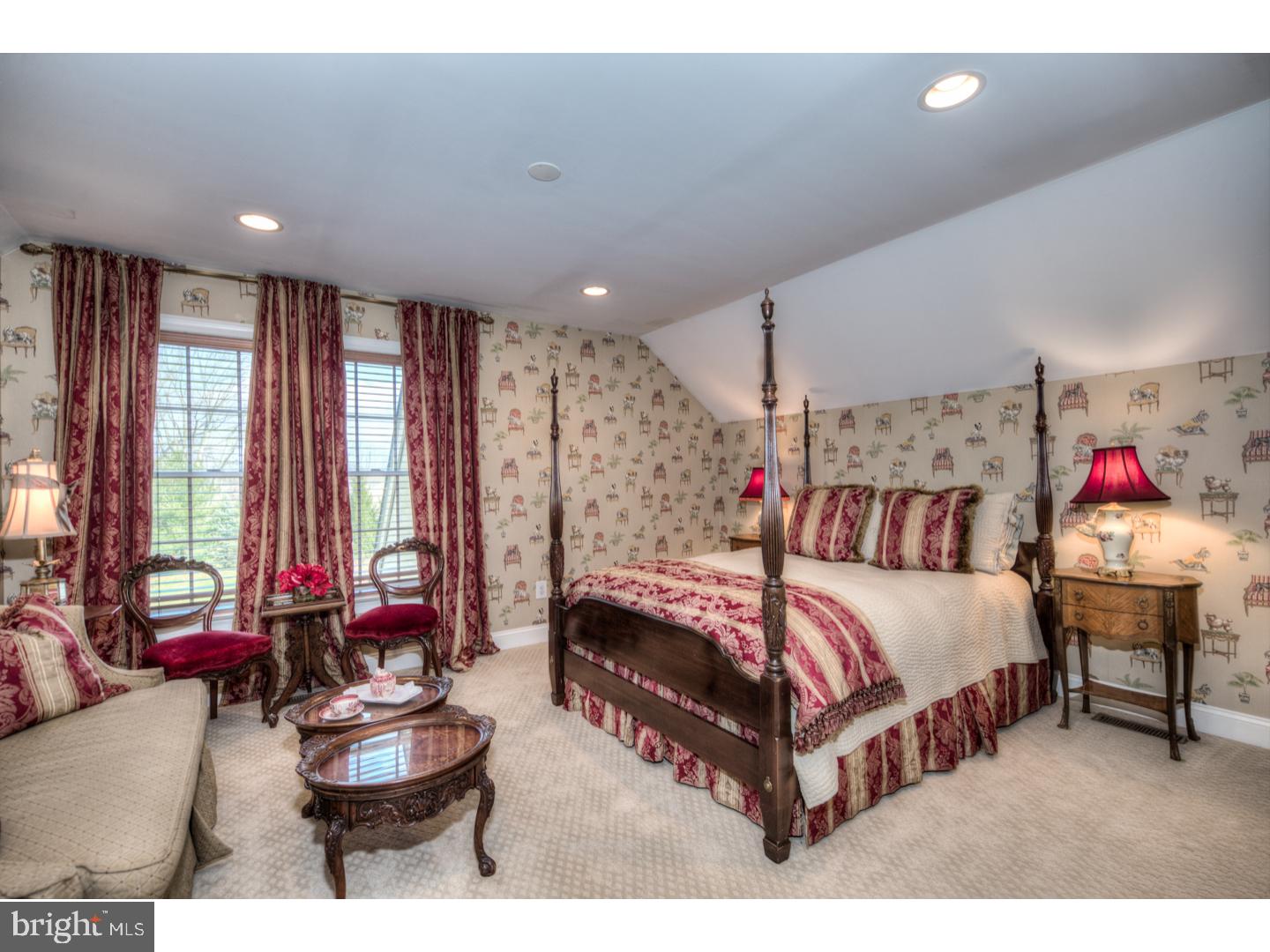 WHITEGATE - Residential