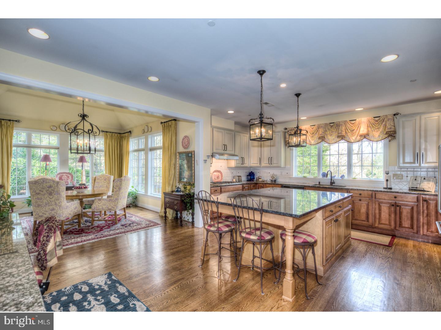 WHITEGATE - Residential