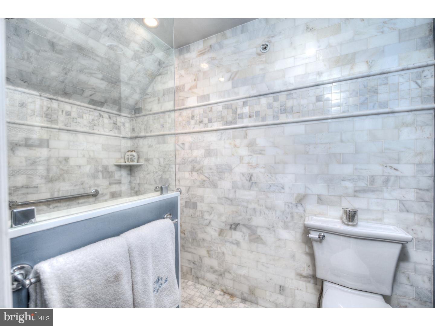 WHITEGATE - Residential