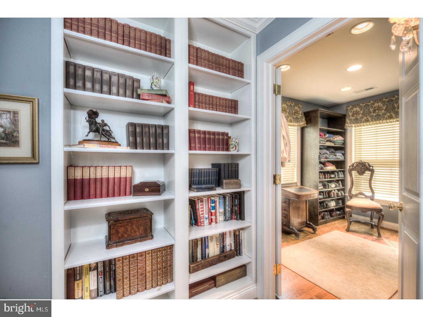 WHITEGATE - Residential