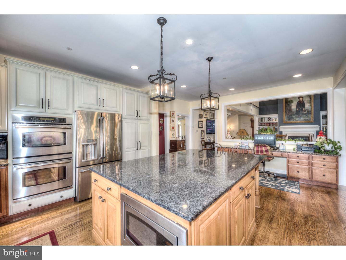 WHITEGATE - Residential