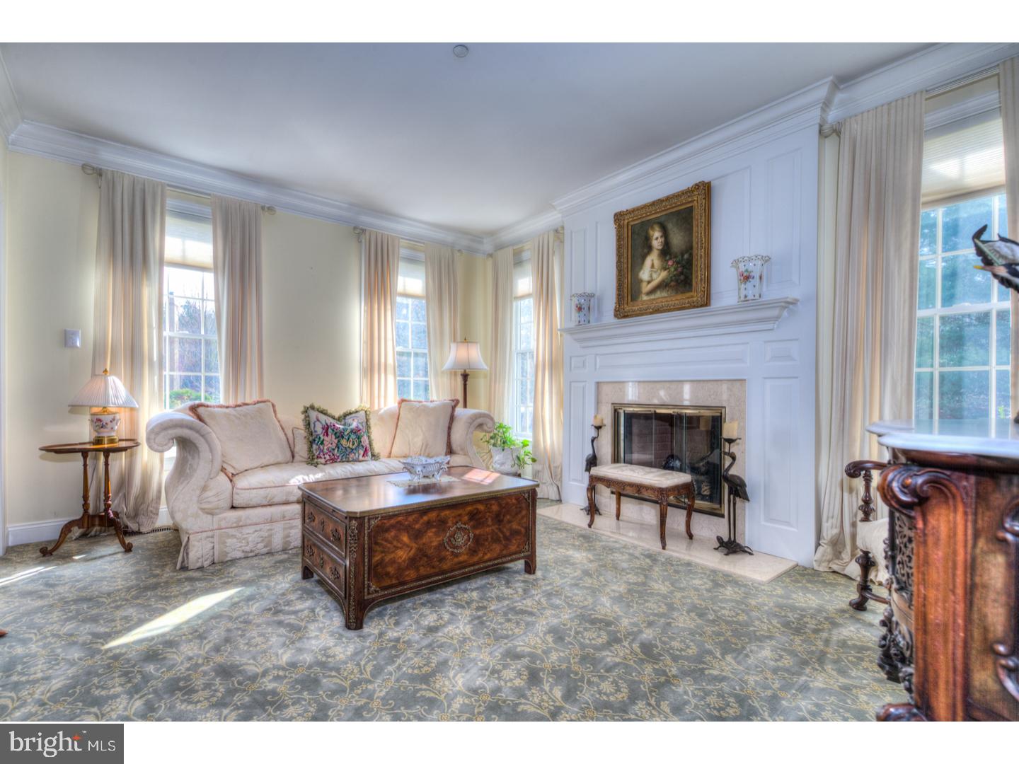 WHITEGATE - Residential