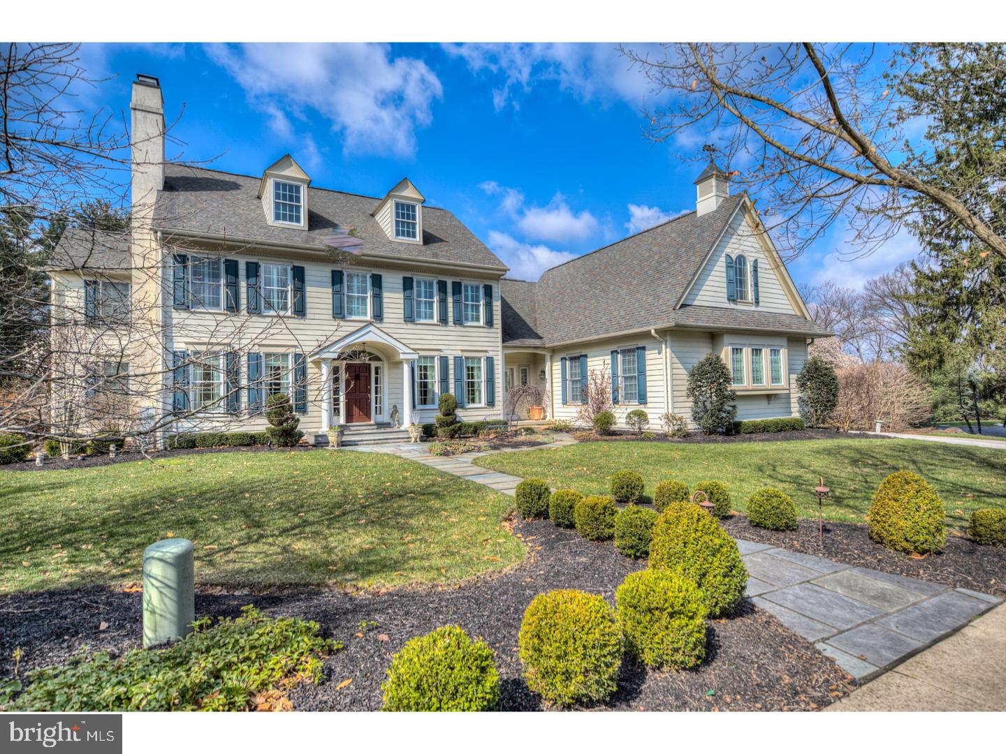 WHITEGATE - Residential