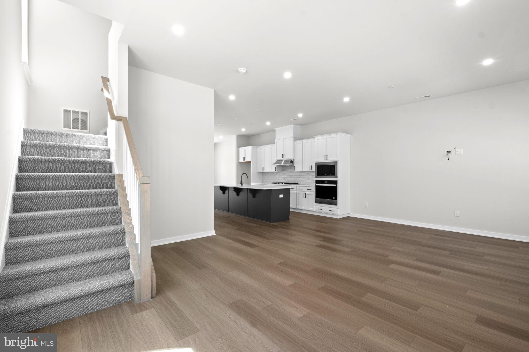 RIVER TRAIL AT VALLEY FORGE - Residential