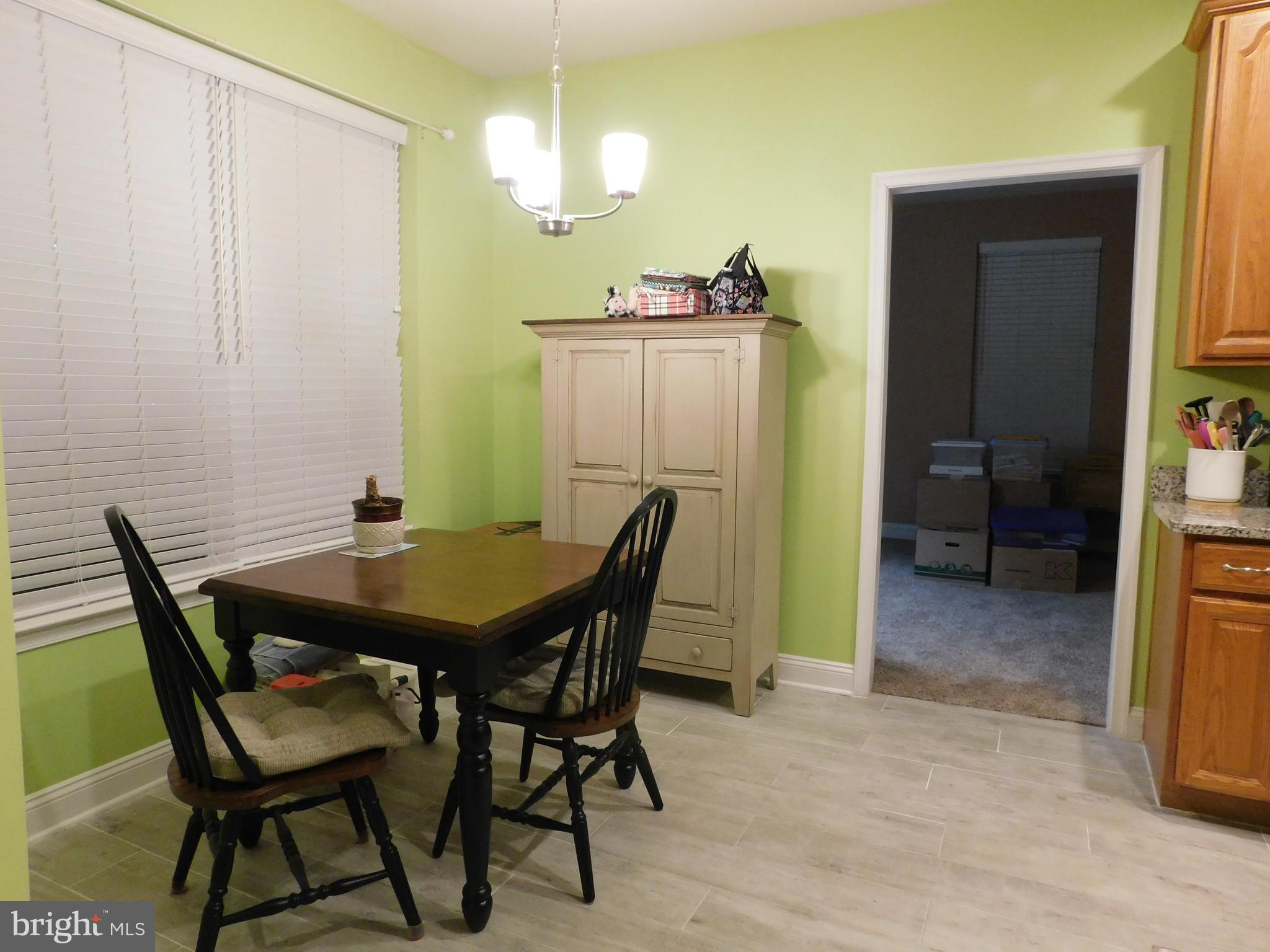 EMERALD HILLS - Residential