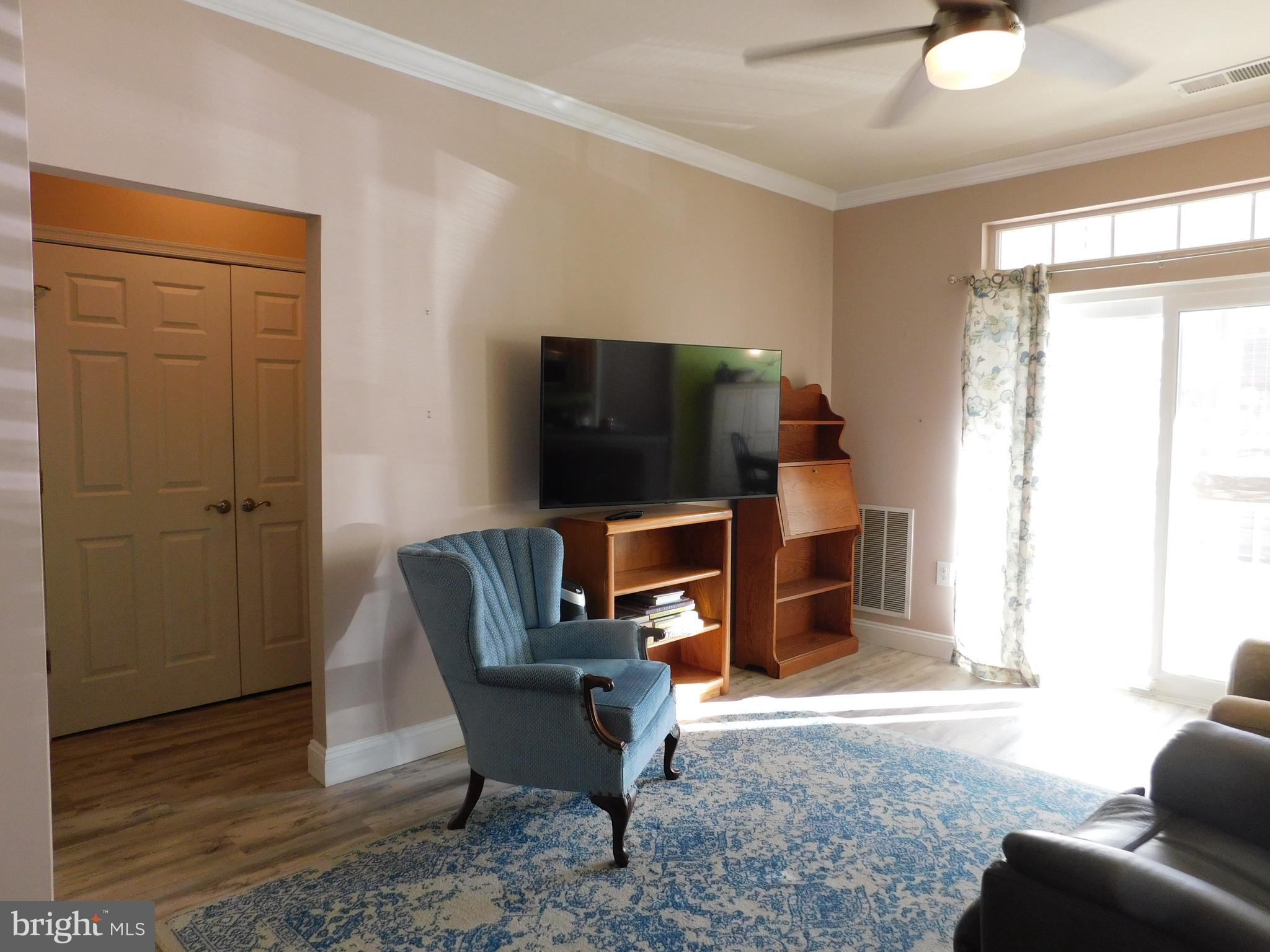 EMERALD HILLS - Residential