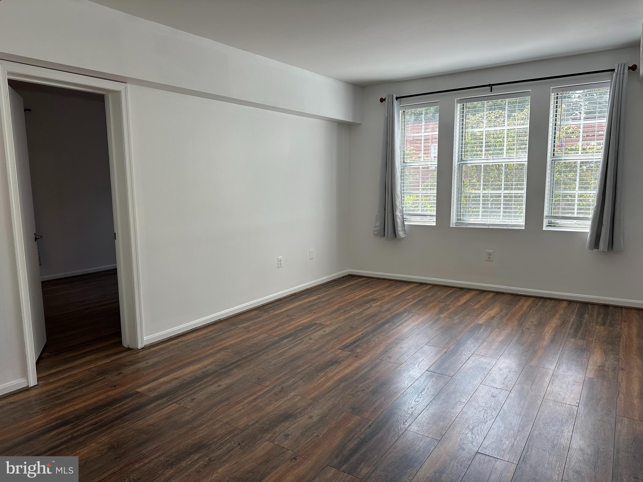 1816 N QUEENS LANE 4-224