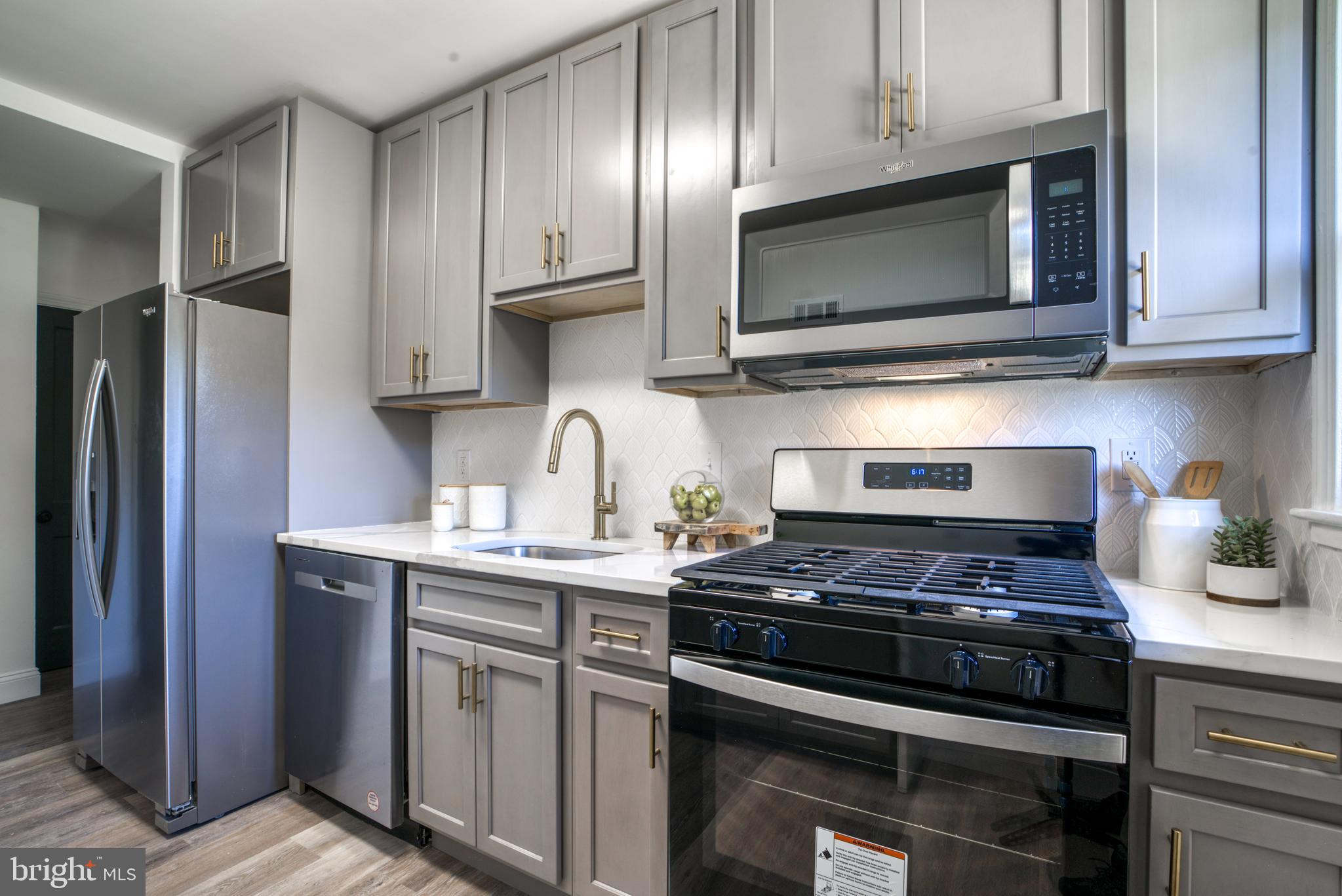 NORTHWOOD - Residential