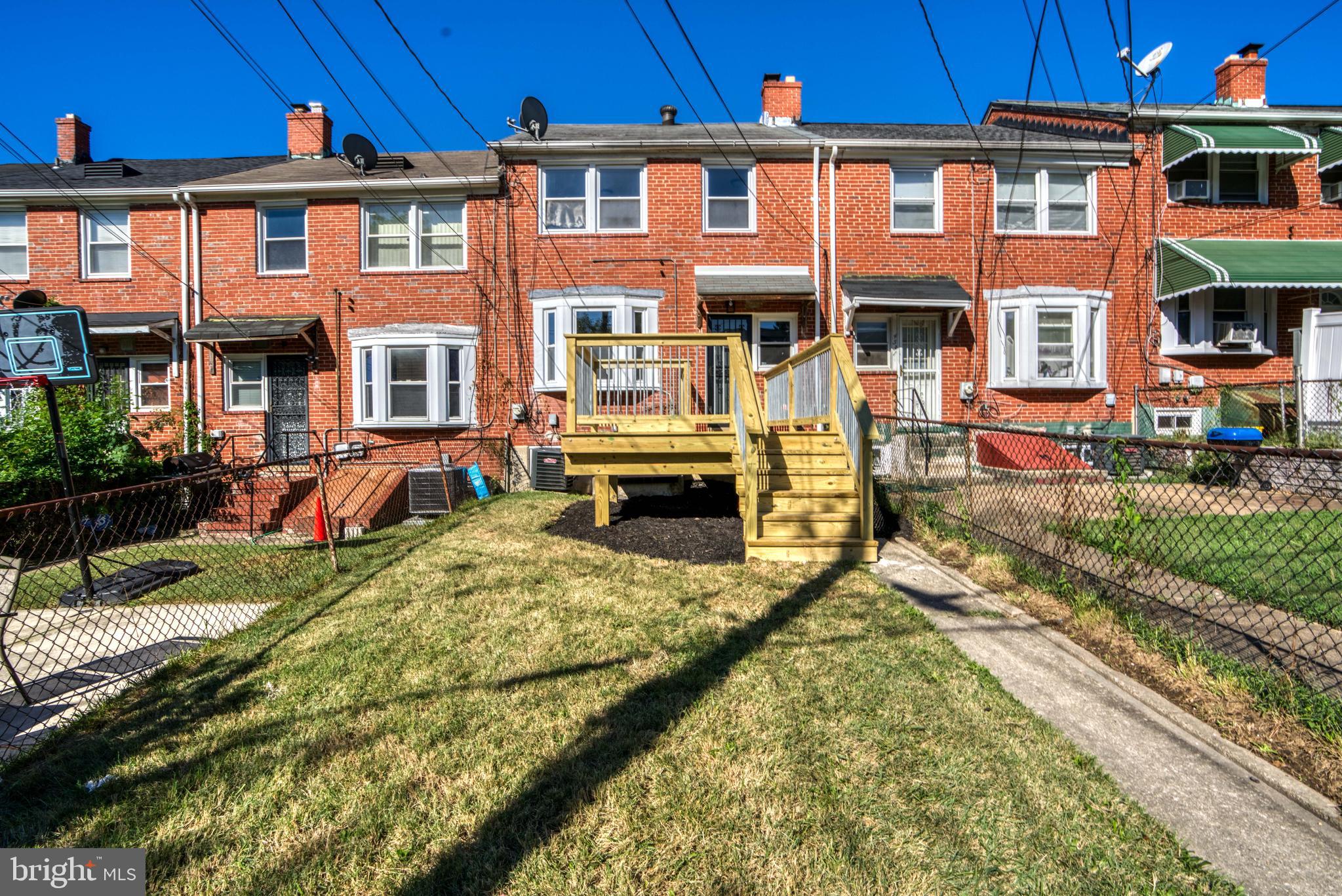 NORTHWOOD - Residential