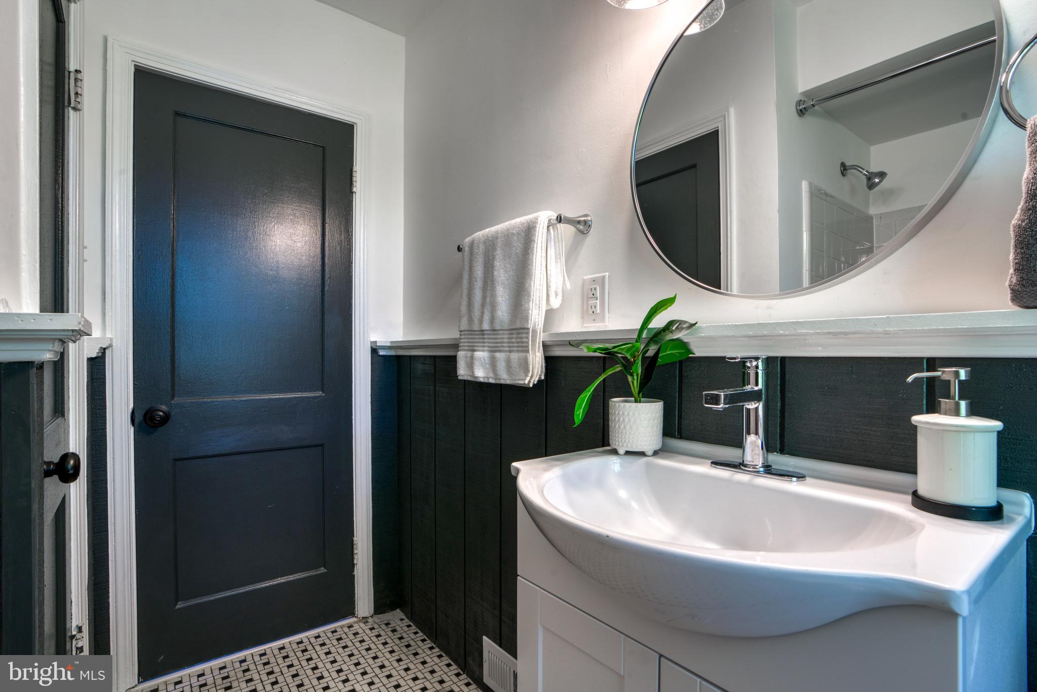 NORTHWOOD - Residential