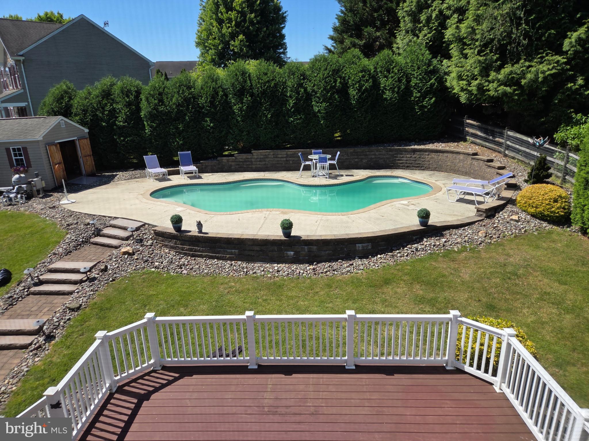 131 SCHOOLVIEW LANE