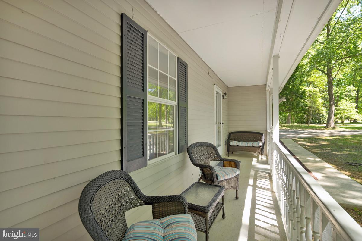 HOLLAND CLIFF SHORES - Residential