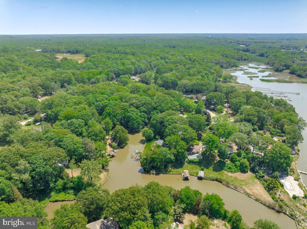 HOLLAND CLIFF SHORES - Residential