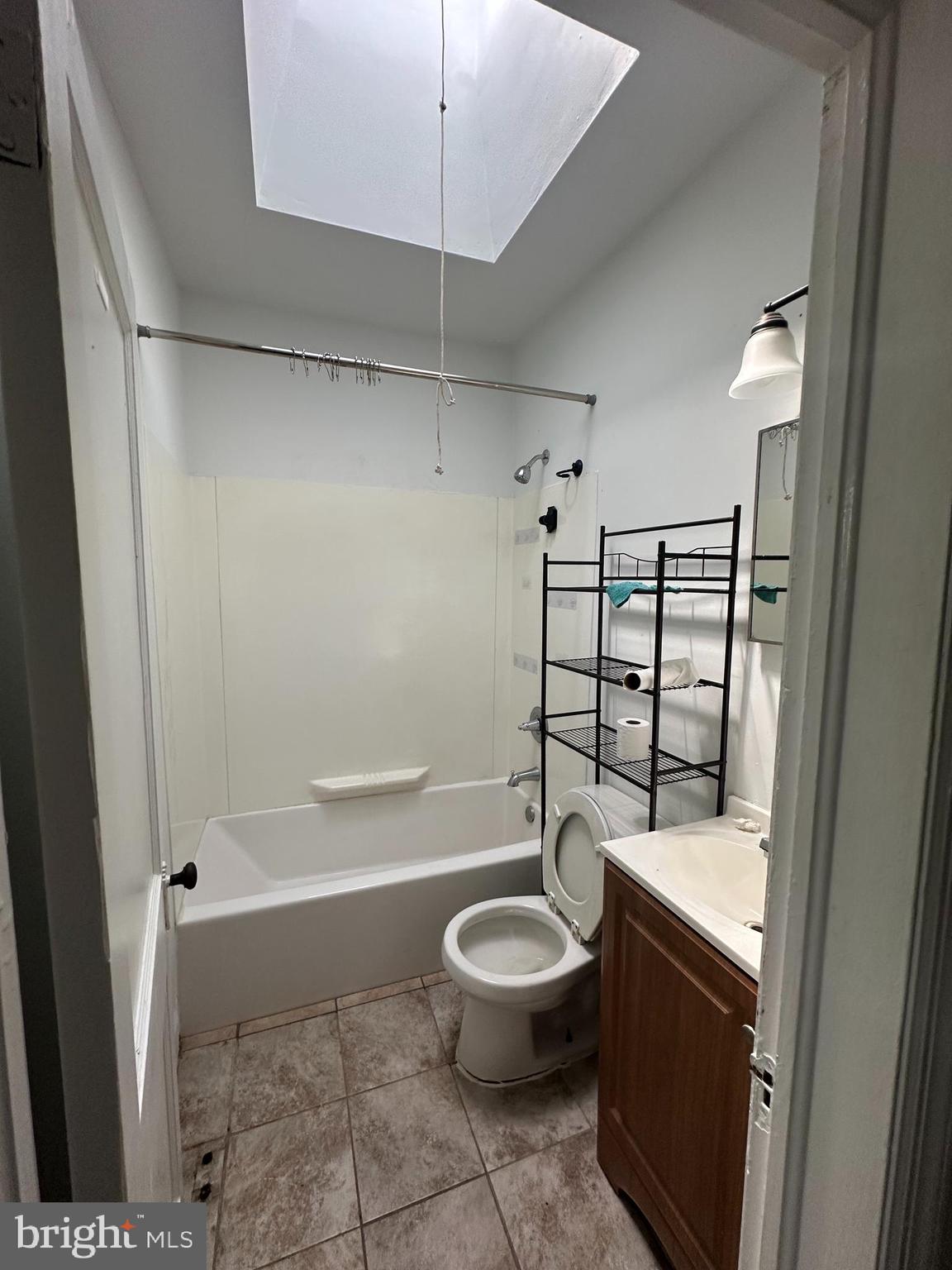 BROADWAY EAST - Residential