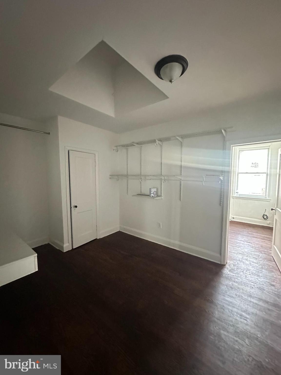 BROADWAY EAST - Residential