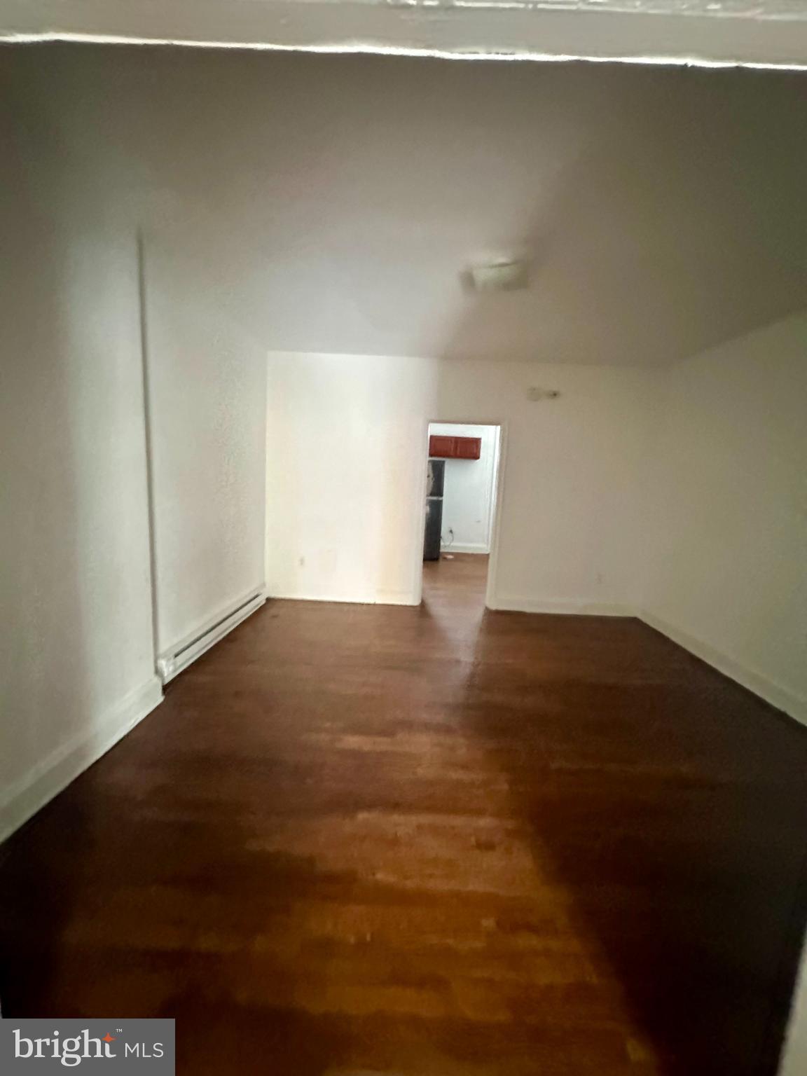 2704 MURA STREET