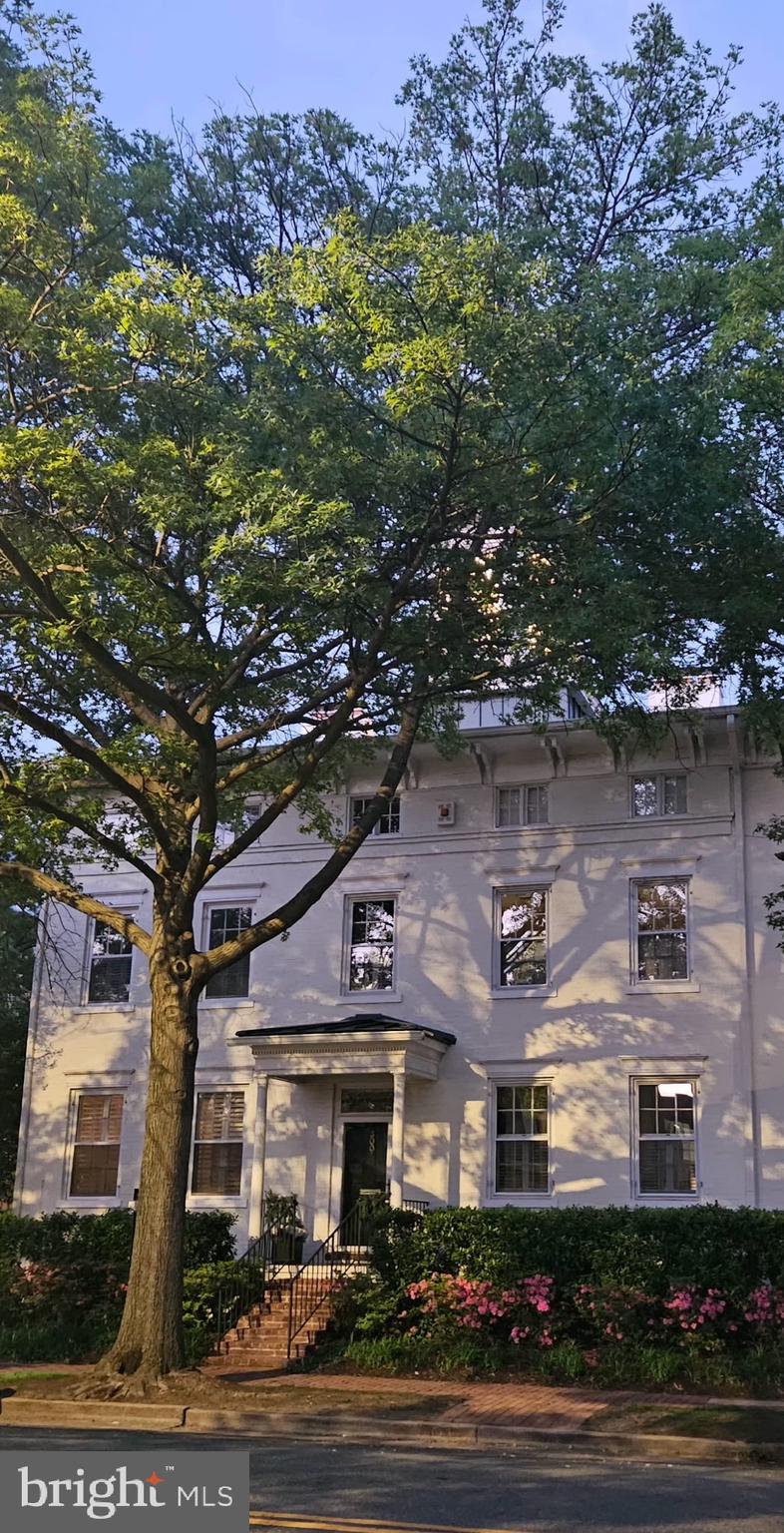 300 S COLUMBUS STREET