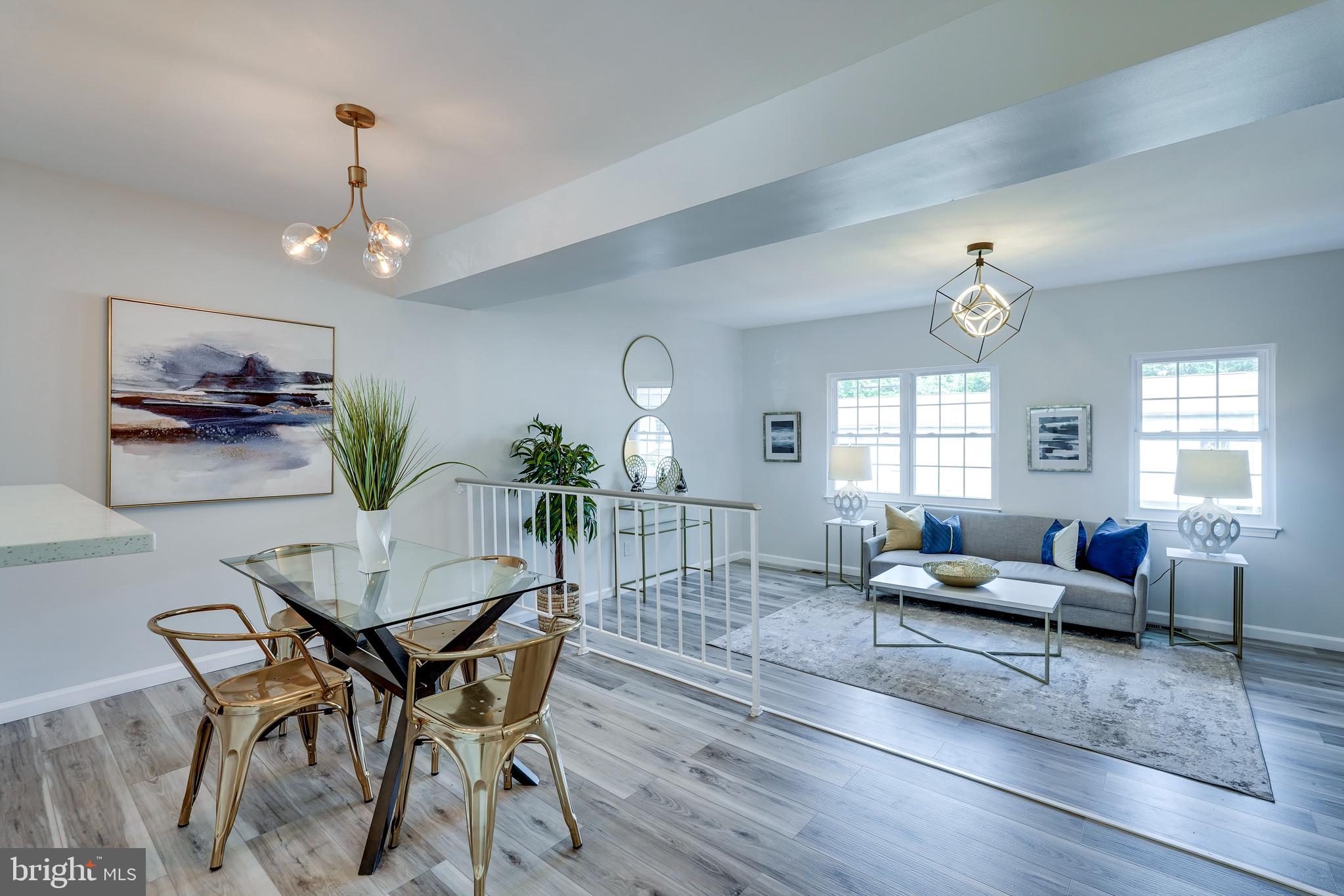 LONDON WOODS - Residential