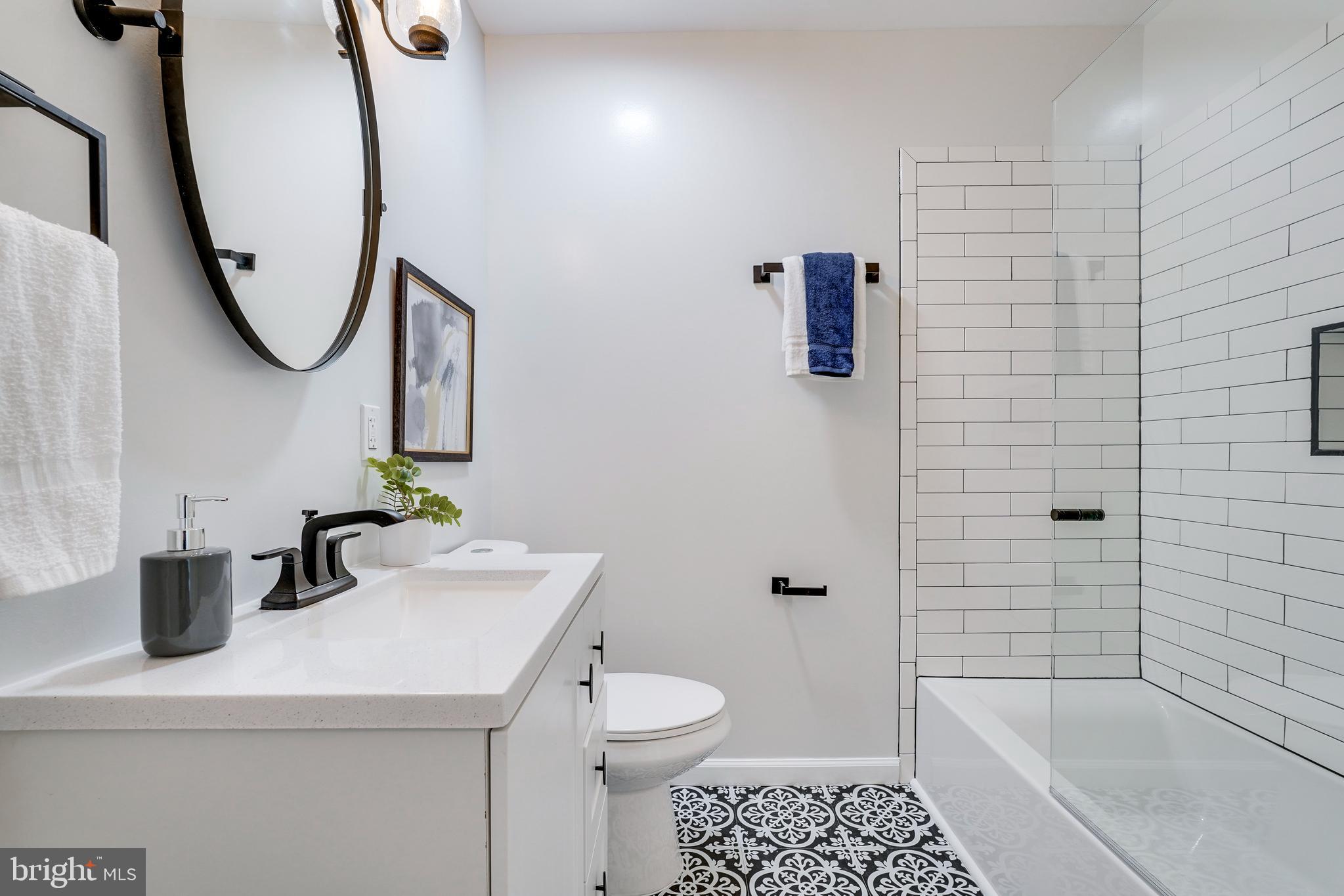 LONDON WOODS - Residential