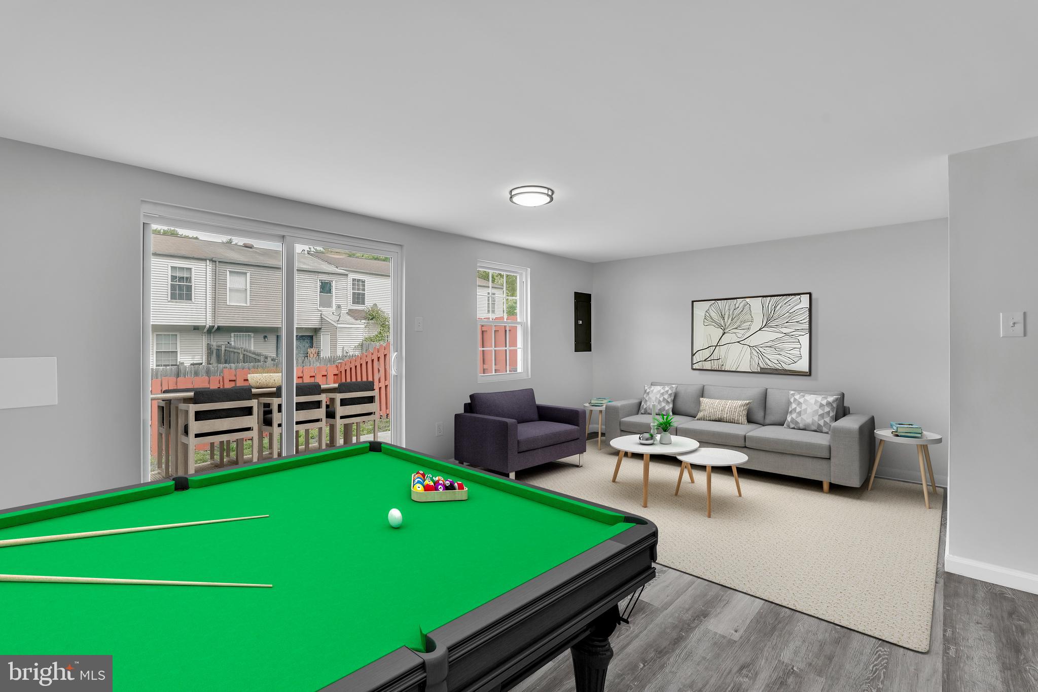 LONDON WOODS - Residential