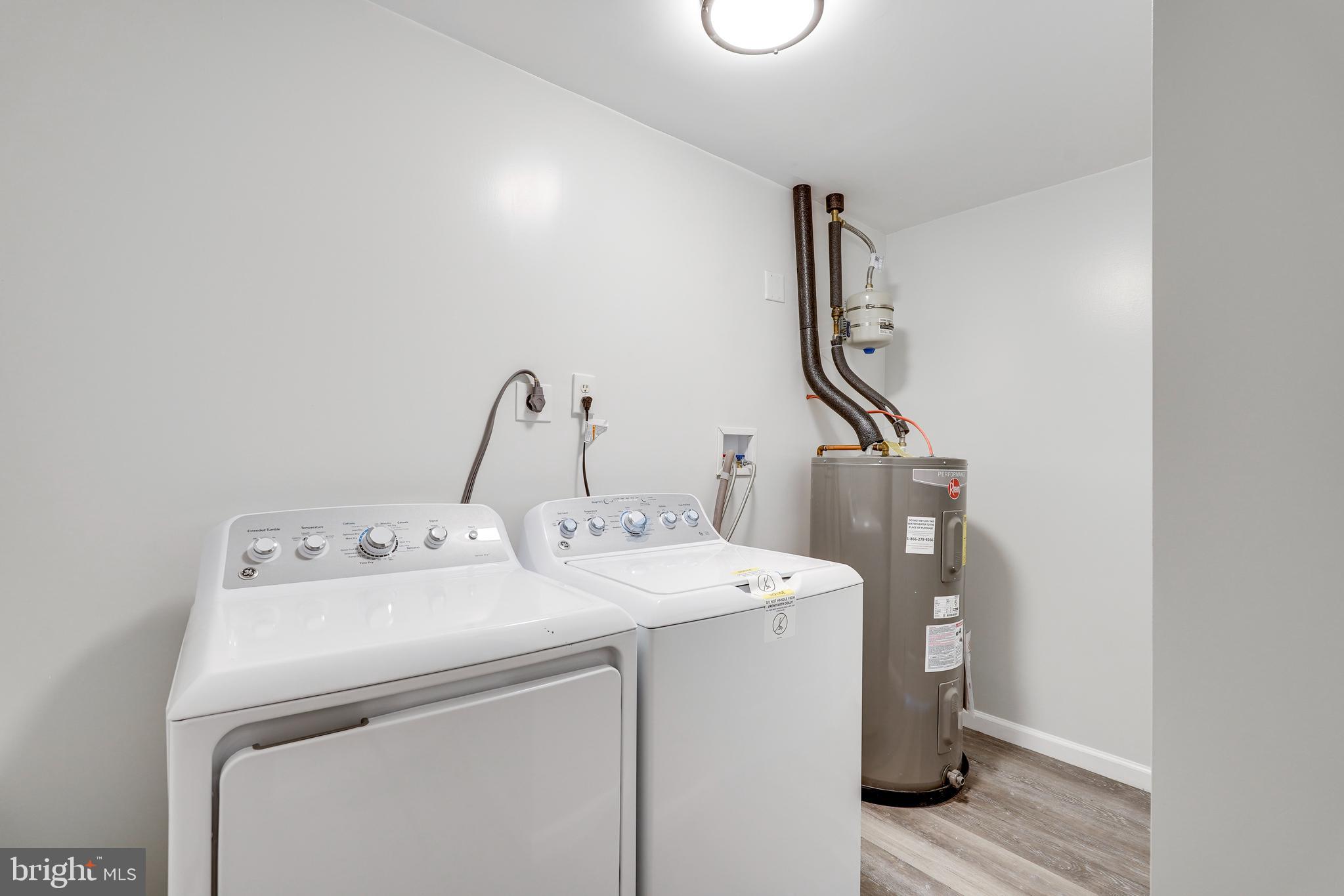 LONDON WOODS - Residential