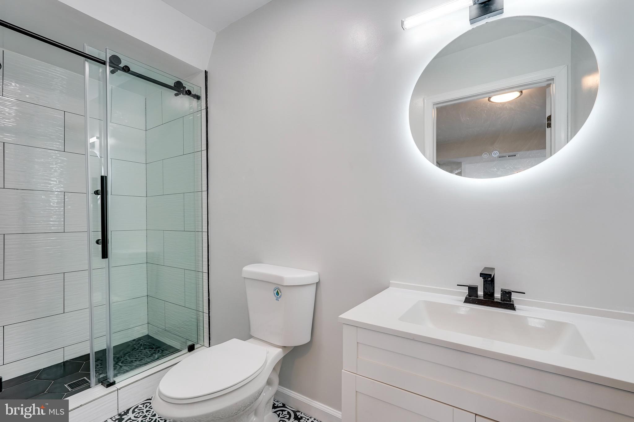 LONDON WOODS - Residential