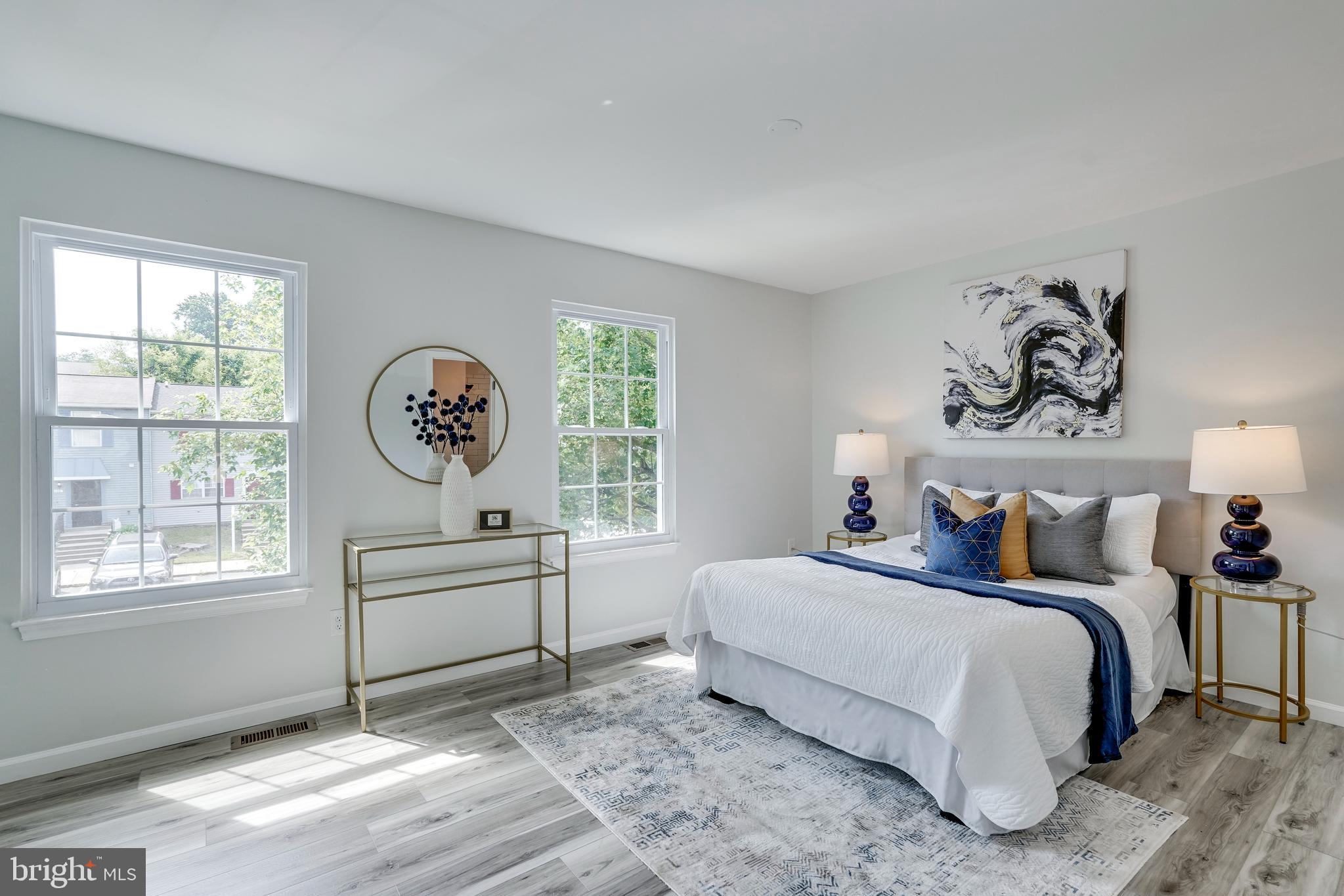 LONDON WOODS - Residential